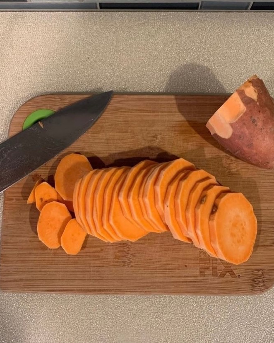 Orange Fleshed Sweet Potatoes - Kg Approx . 4-6pcs